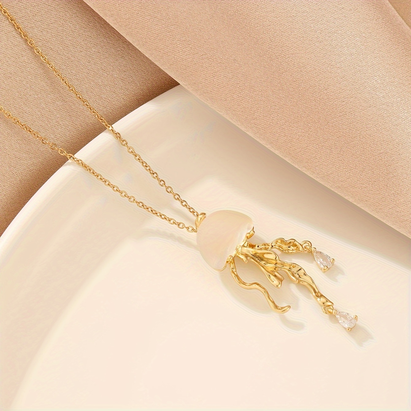 elegant classic style golden copper design sparking rhinestone pendant necklace fashion delicate accessory for daily wear idea gift for ladies details 5