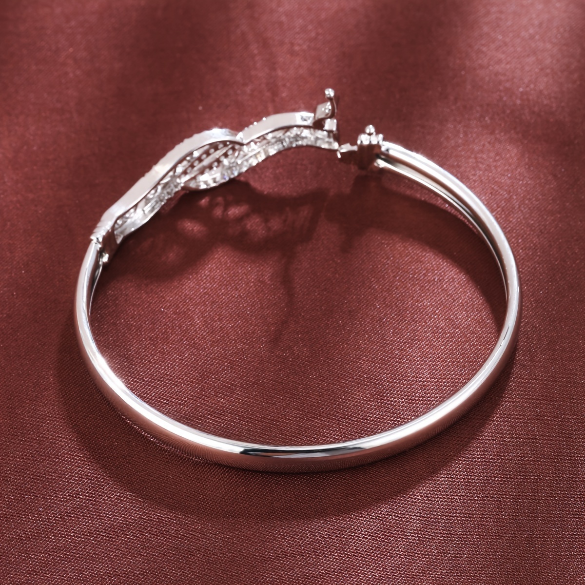 1pc vintage style 18k gold plated copper bangle bracelet inlaid shiny zircon bangle details 3
